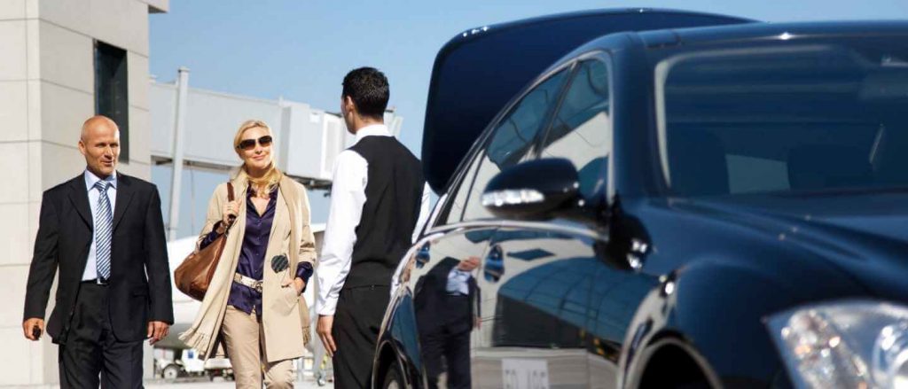 ليموزين المطار