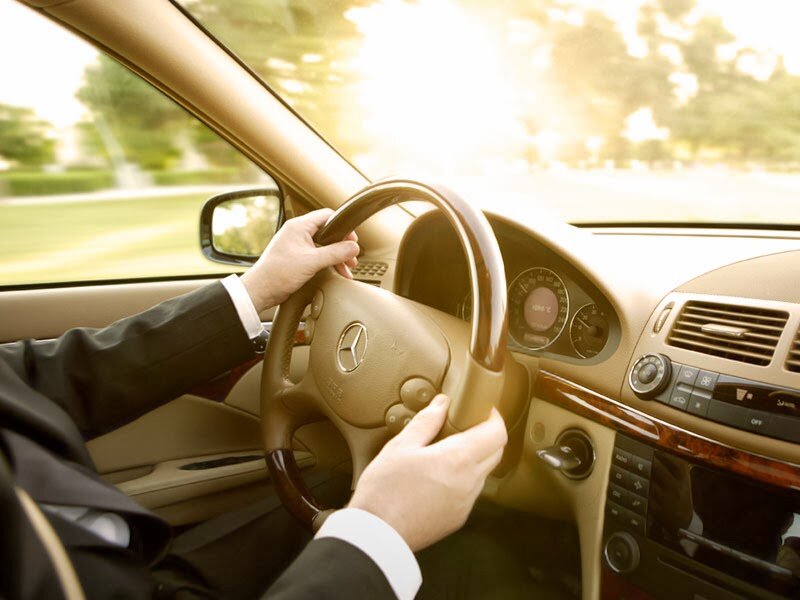 خدمة ليموزين مطار برج العرب